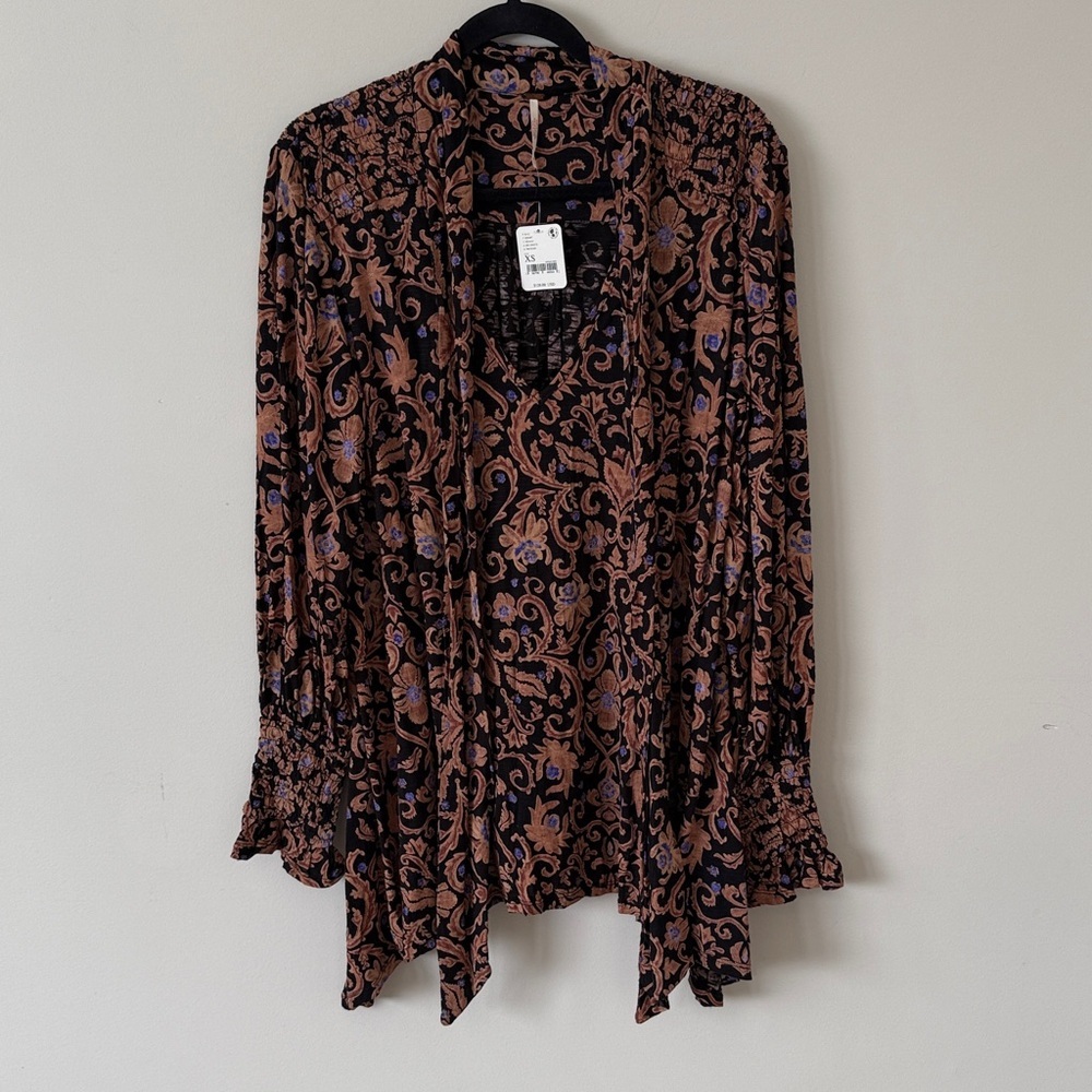 37. | BNWT | Free People | Printed Bridgette Tunic - Picture 2 of 5